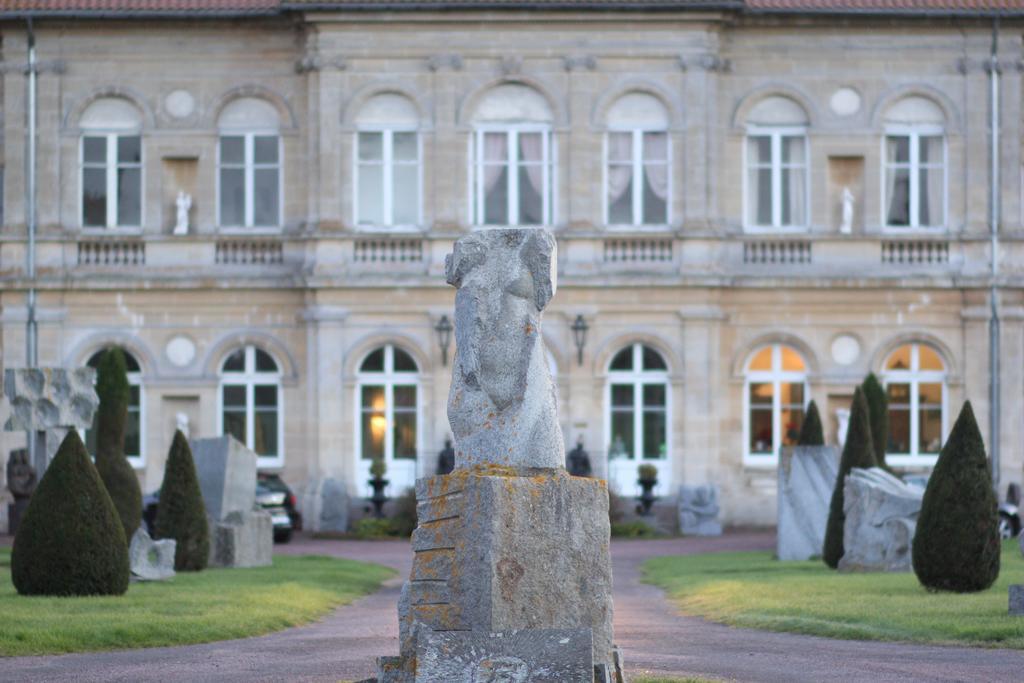 Chambres D'Hotes Chateau De Serans - Atelier Balias Ecouche ภายนอก รูปภาพ